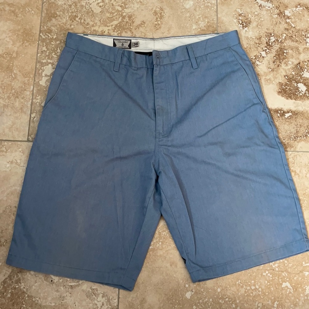 Volcom flat front chino shorts blue 36